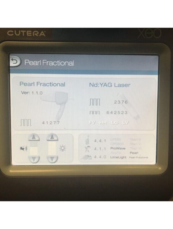 2007 Cutera Pearl ErYSGG Wrinkle Age Spots Ablative Resurfacing Laser 200K Pulse