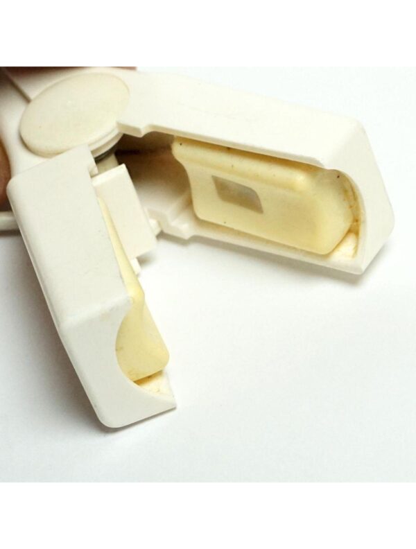 Nellcor Durasensor Adult Digit Oxygen Transducer Dura Sensor DS-100A 5-Button x1
