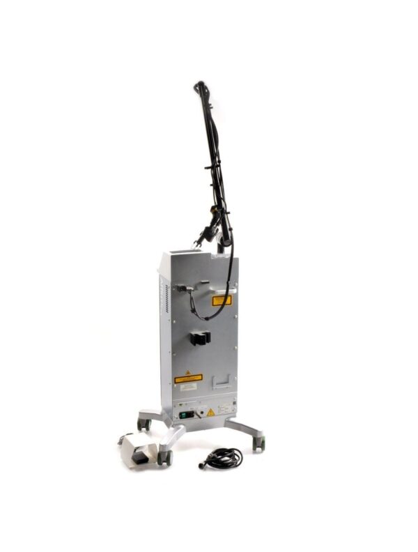 2009 Cynosure 30W Affirm CO2 Ablative Wrinkle Laser Skin Rejuvenation Tightening