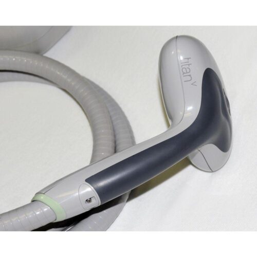 Cutera Titan V Handpiece Xeo Coolglide Laser IPL Wrinkles Acne Scars - NEW LAMP!