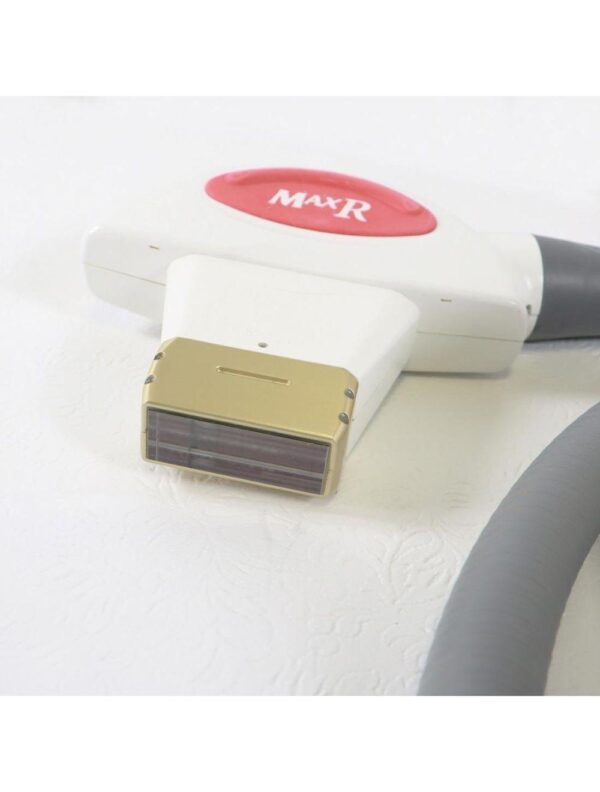 2012 Palomar ICON MaxR Hair Removal Handpiece - Pulse Count: 156,072