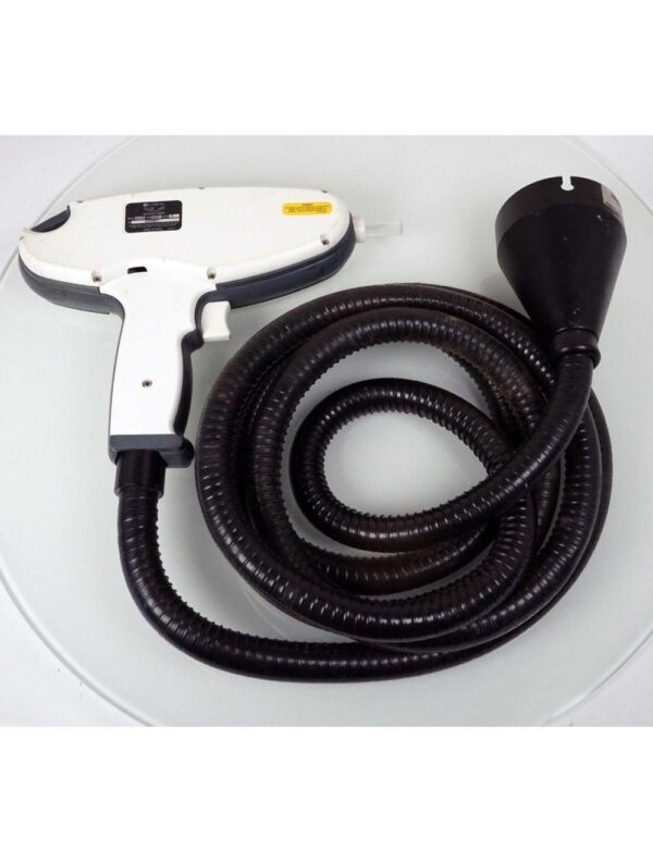 2002 Lumenis Quantum Laser Nd YAG 1064 nm 113227 Handpiece SA2050005-A w/Case