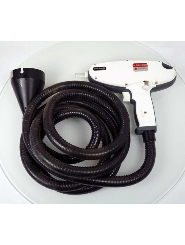 2002 Lumenis Quantum Laser Nd YAG 1064 nm 113227 Handpiece SA2050005-A w/Case